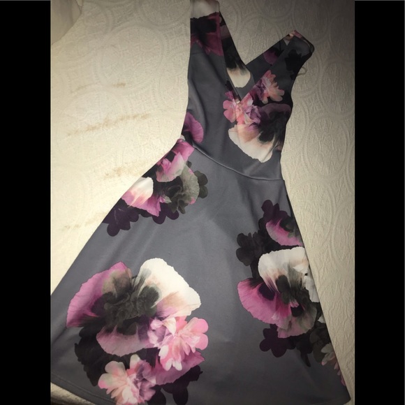 Charlotte Russe Dresses & Skirts - Floral Dress